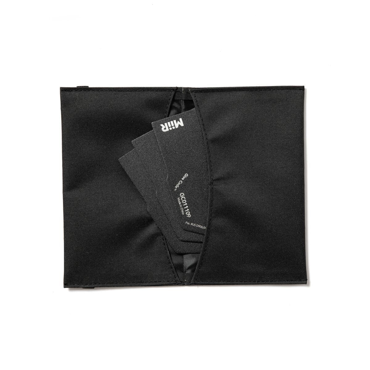 pourigami-f5 WebPDP-Pourigami_Black_Case__POG2SN00002_Studio_Open.jpg