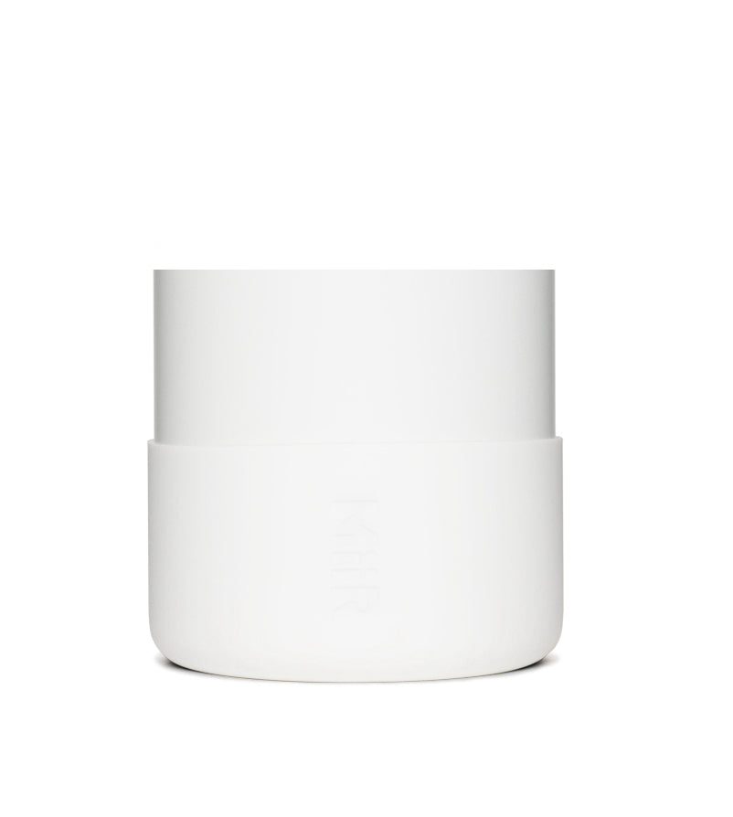 silicone-boot-j6 Silicone_Boot_32oz_42oz_White_Studio_0821_On_Bottle_7c7df284-5bee-4f24-a031-14b02db7328f__SLB1PN34001.jpg