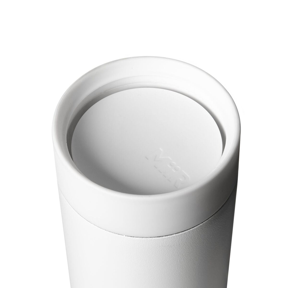 360-lid-i3 WebPDP-360_Lid_White__3602PNWM001_X2Studio_Closeup_Open.jpg