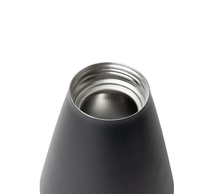 new-standard-carafe-q0 WebPDP-Carafe_Black_Studio_0722_45_Deg_Top_Off__CAR1SVOS002.jpg