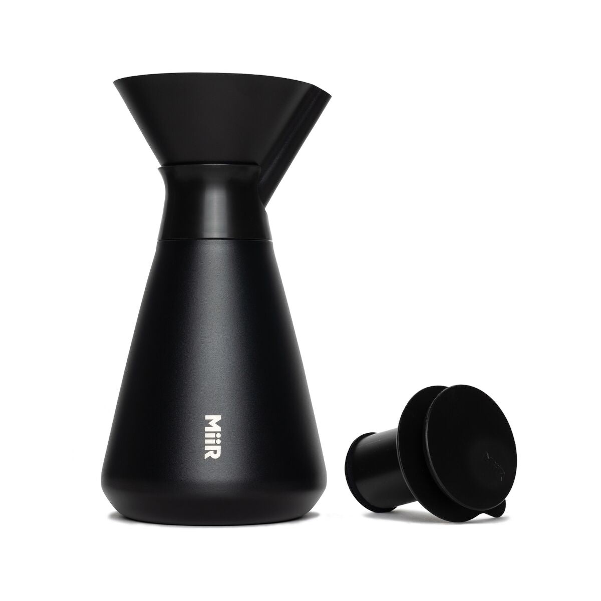 new-standard-carafe-q0 WebPDP-Carafe_Black_Studio_0722_Front_Lid_Staged__CAR1SVOS002.jpg