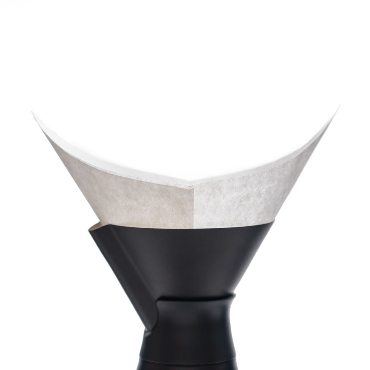new-standard-carafe-coffee-filters-h2 WebPDP-NSCarafeCoffeeFilters_Studio_0223_InUse__CAF1PN00001.jpg