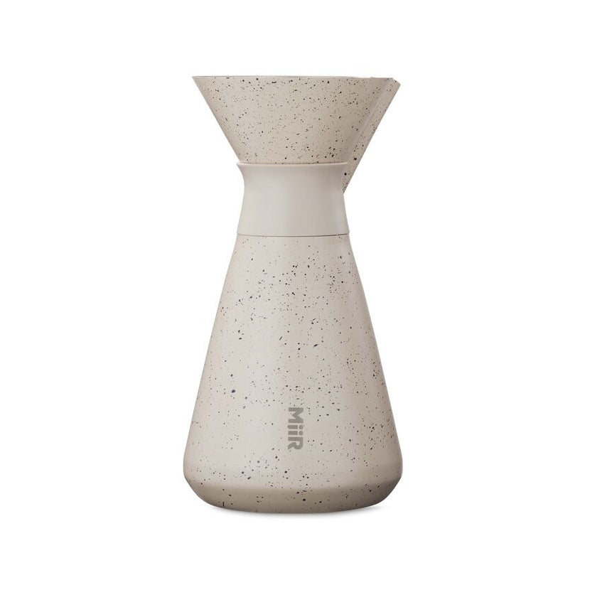 new-standard-carafe-q0 Web_PDP-33oz_New_Standard_Carafe_Desert_Tan_Speckle_Studio_CAR1SVOS224__Front.jpg