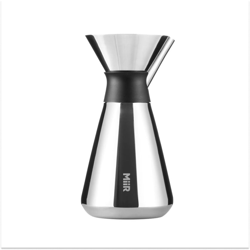 new-standard-carafe-q0 Web_PDP-Polished_Stainless_Carafe_33oz_SS_Studio_X2_07182024_Front_CAR1SVOS005_1.jpg